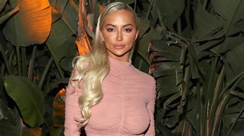 lindsey pelas.leaked|Playboy model poses naked after admitting GG breasts cause 'pain'.